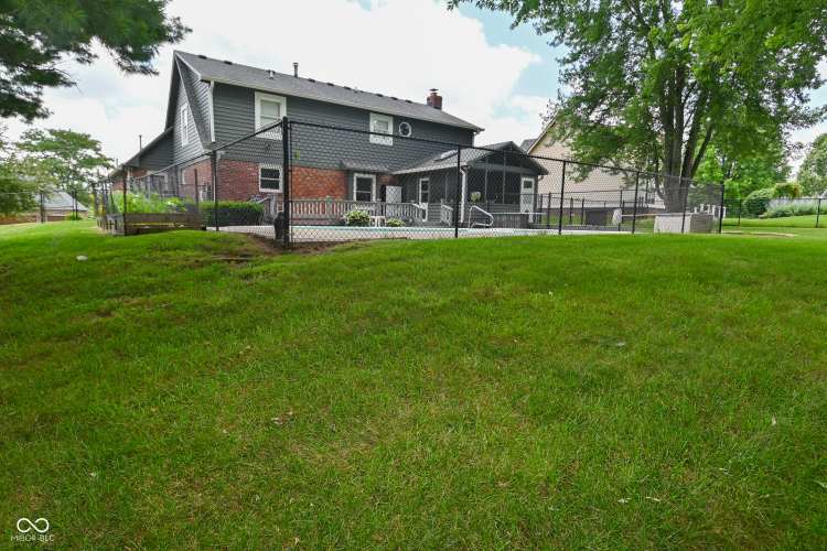 Listing Image 77