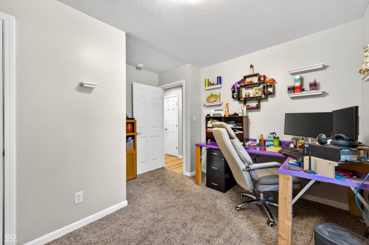 Listing Image 32