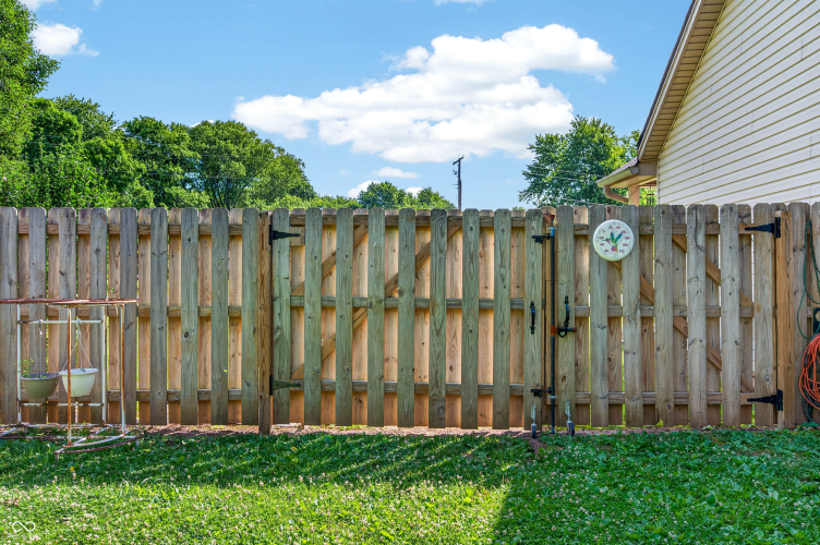 Listing Image 53