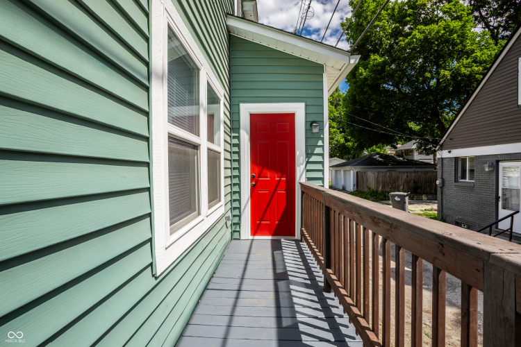 Listing Image 6