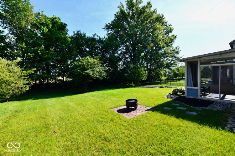 Listing Image 26
