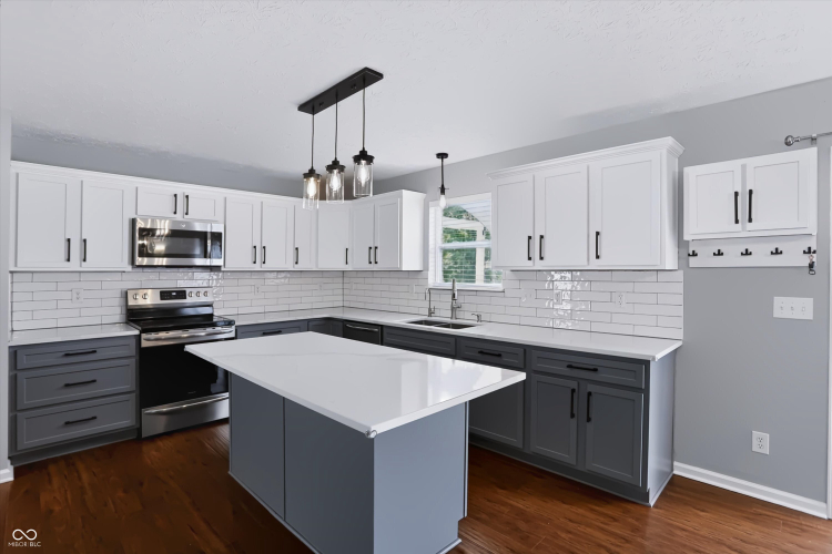 Listing Image 19