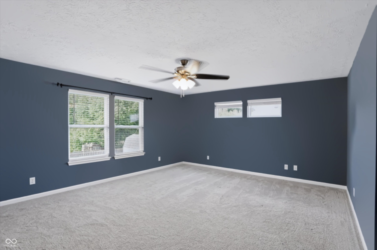 Listing Image 57