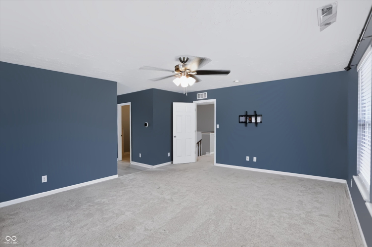 Listing Image 59