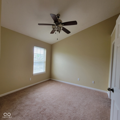 Listing Image 24