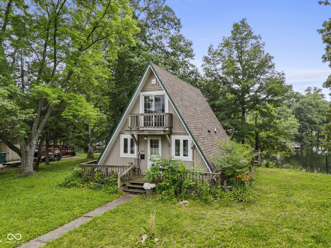 Listing Image 4