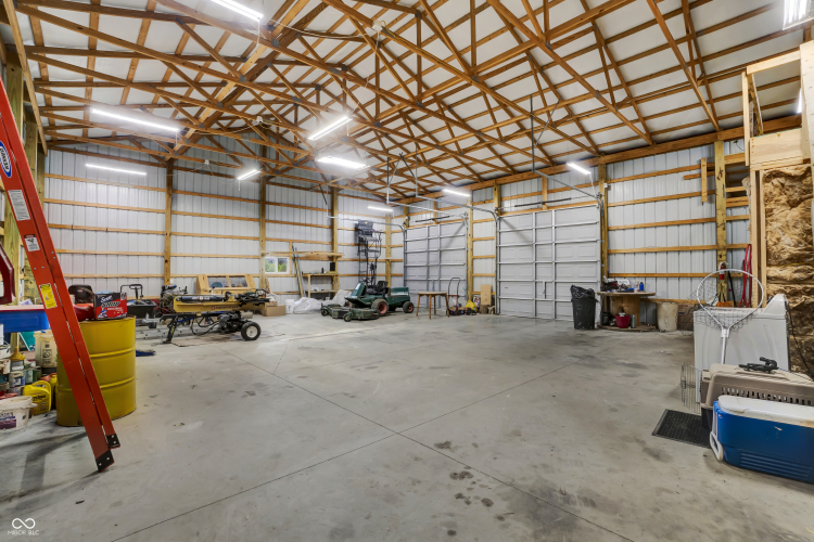 Listing Image 32