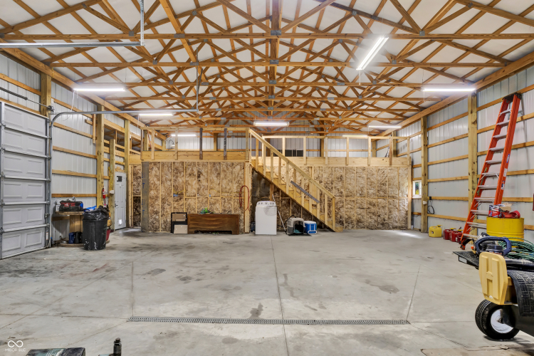 Listing Image 33