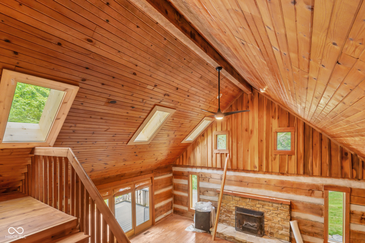 Listing Image 23