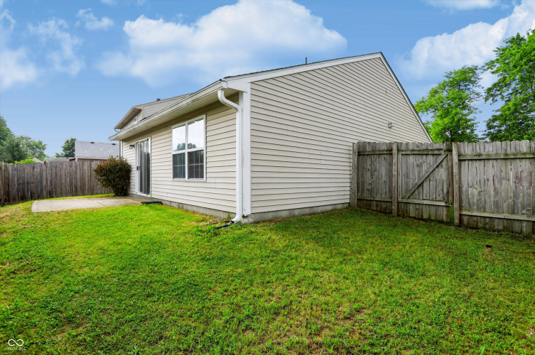 Listing Image 25