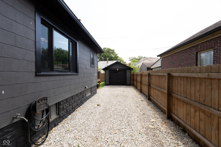 Listing Image 24