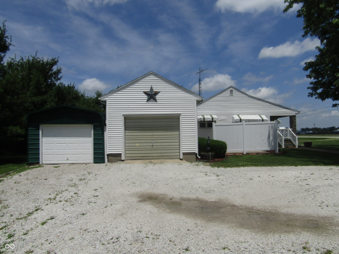 Listing Image 19