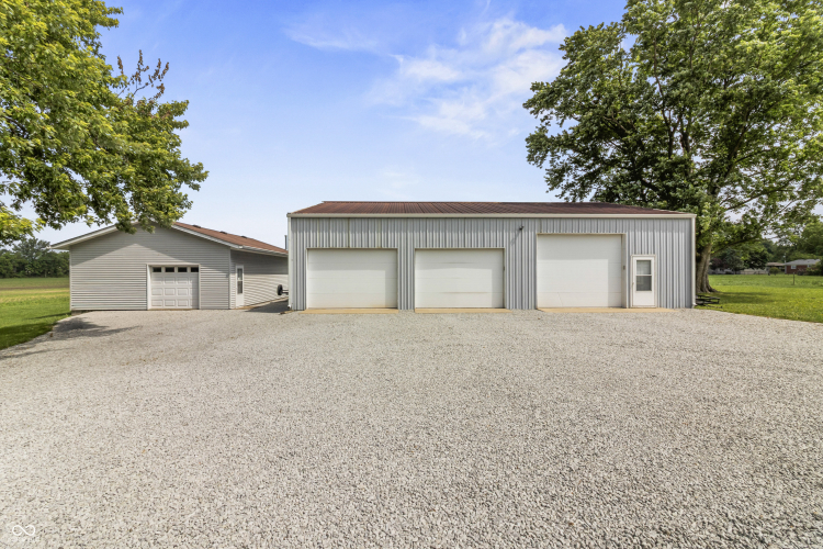 Listing Image 46