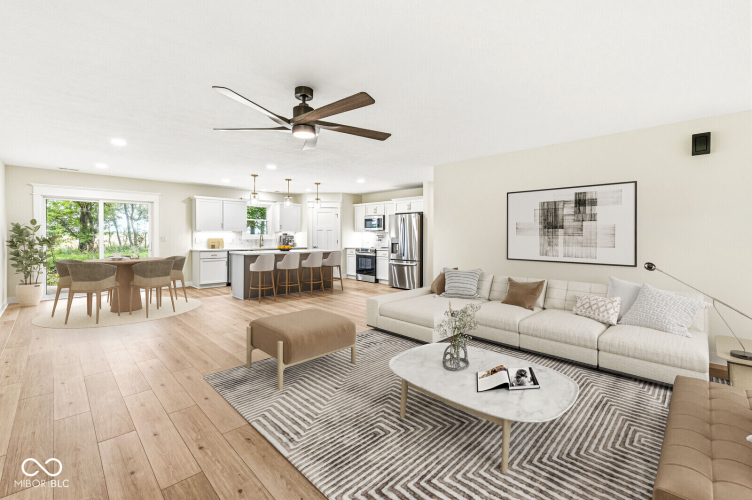 Listing Image 12