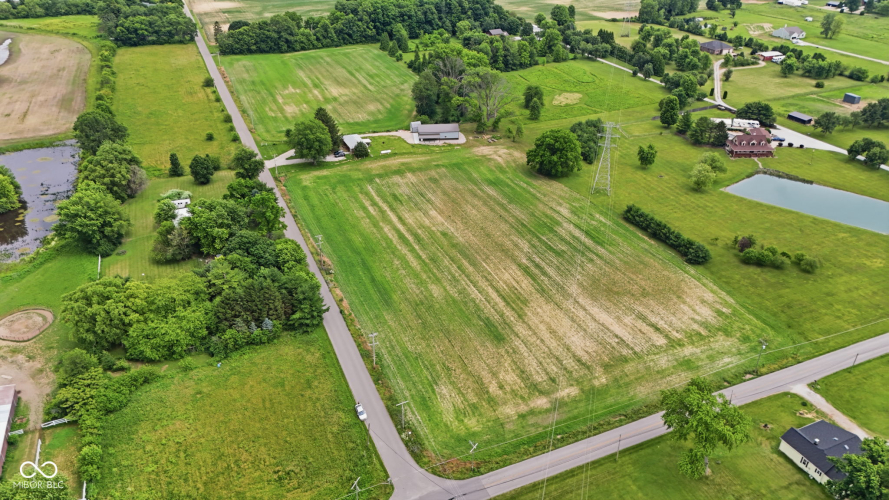 Listing Image 11