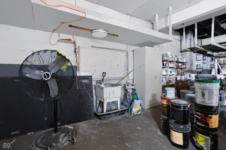 Listing Image 17