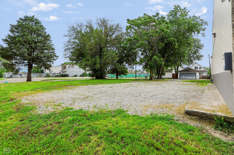 Listing Image 57