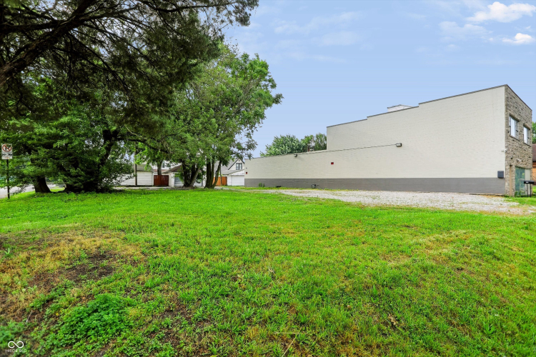 Listing Image 62