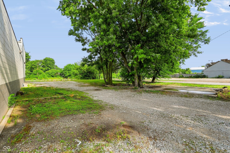 Listing Image 66