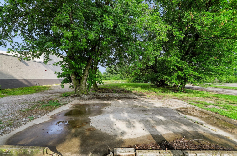 Listing Image 69