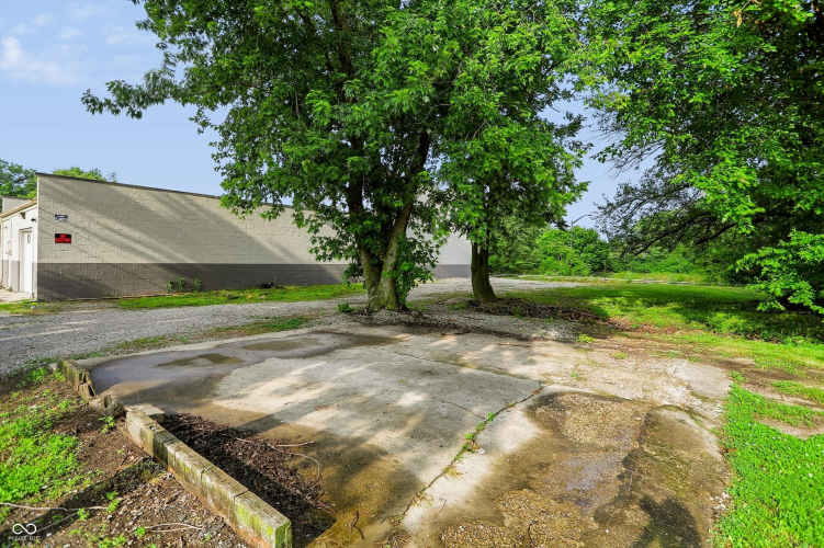 Listing Image 70