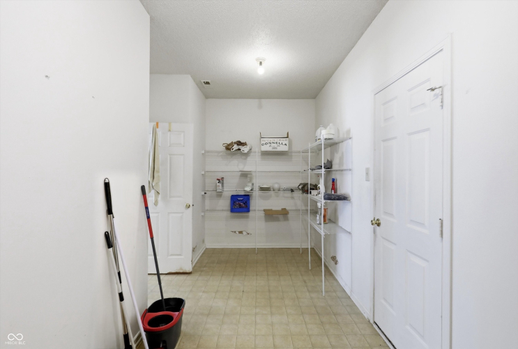 Listing Image 26