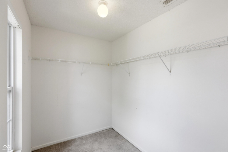 Listing Image 45