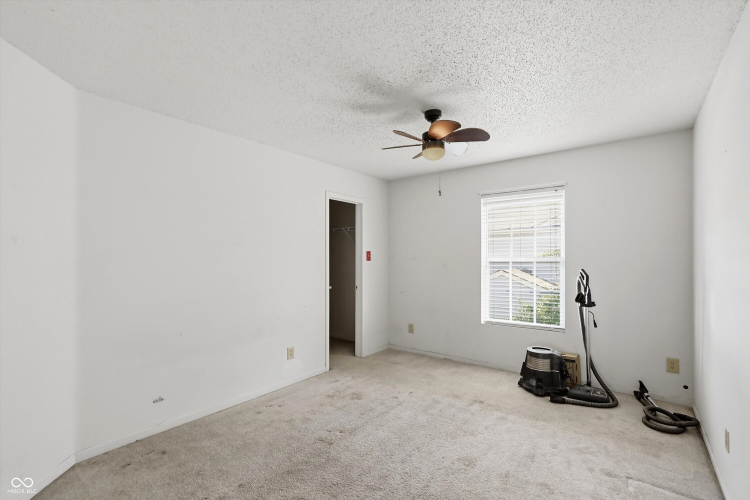Listing Image 52