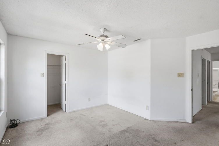 Listing Image 57