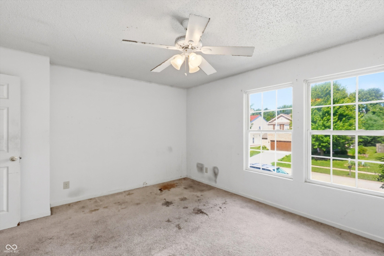 Listing Image 58