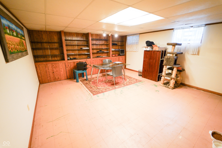 Listing Image 24