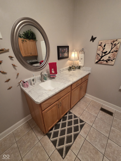 Listing Image 57