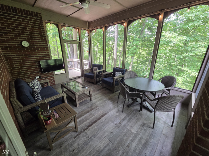Listing Image 58