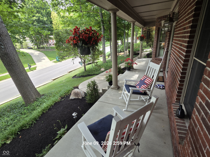 Listing Image 8