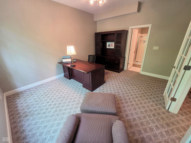 Listing Image 82