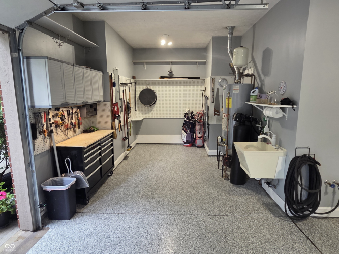 Listing Image 86