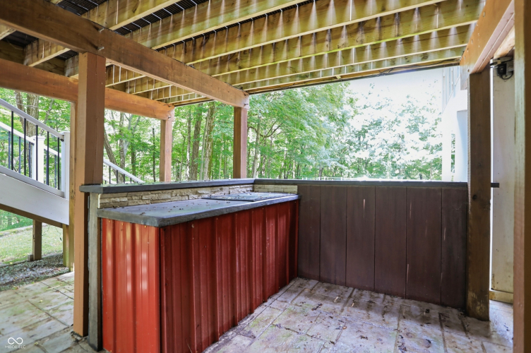 Listing Image 101