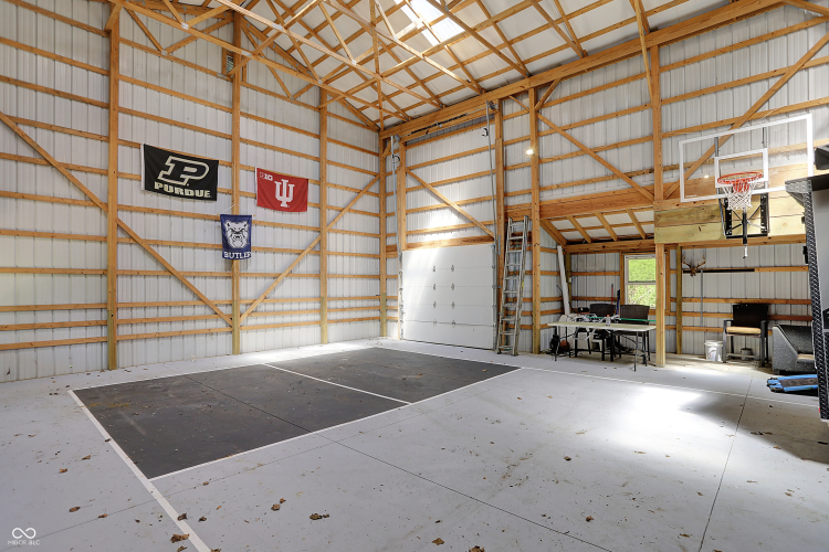 Listing Image 111