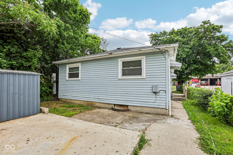 Listing Image 26
