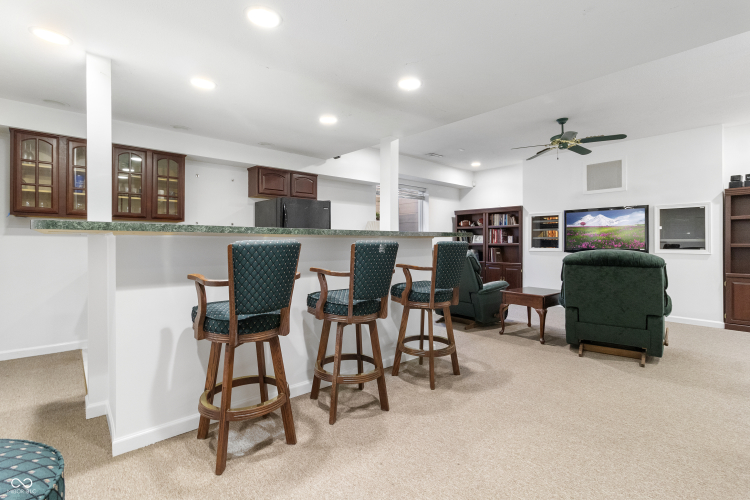 Listing Image 48
