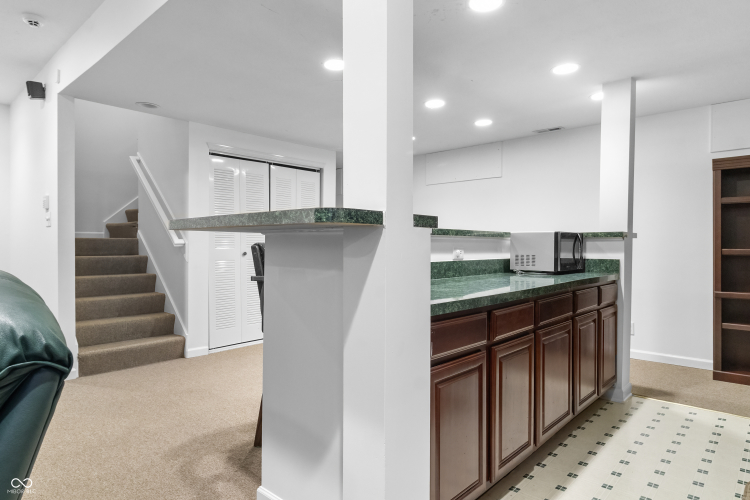 Listing Image 52