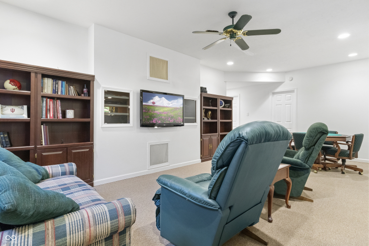 Listing Image 53