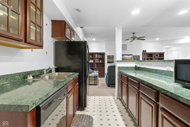 Listing Image 56