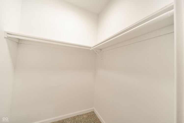 Listing Image 30
