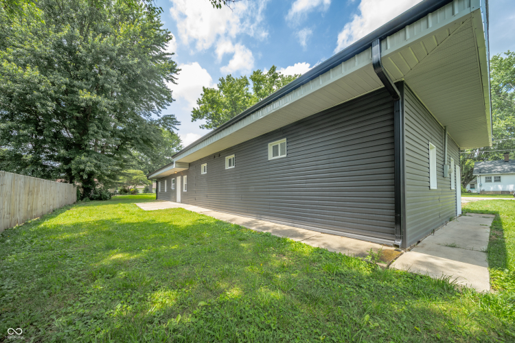 Listing Image 33