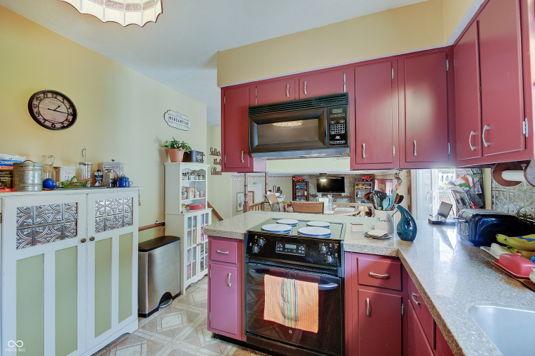 Listing Image 14