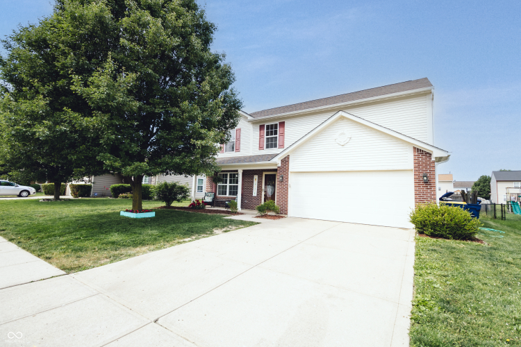 Listing Image 4
