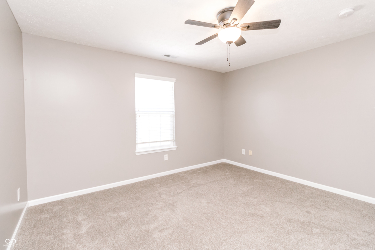 Listing Image 68