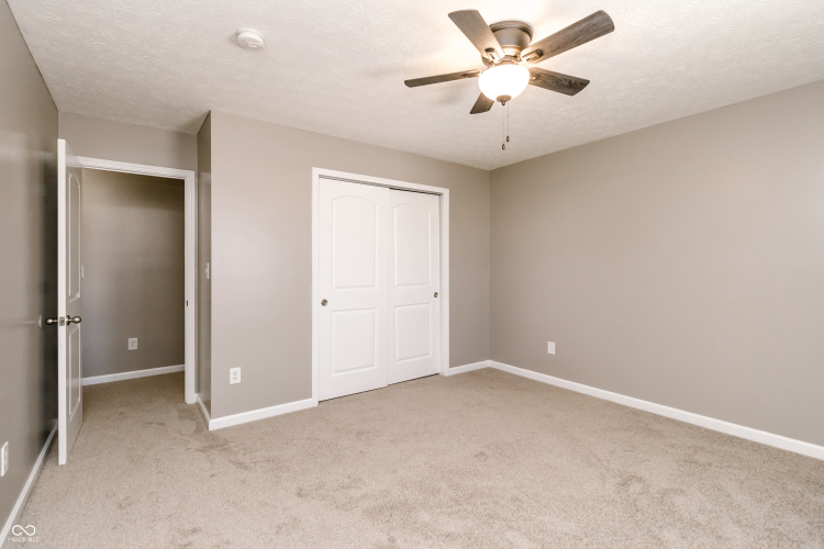 Listing Image 70