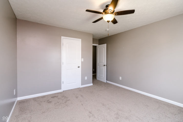 Listing Image 81